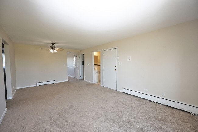Building Photo - 117 Boardwalk Street Unit 2W