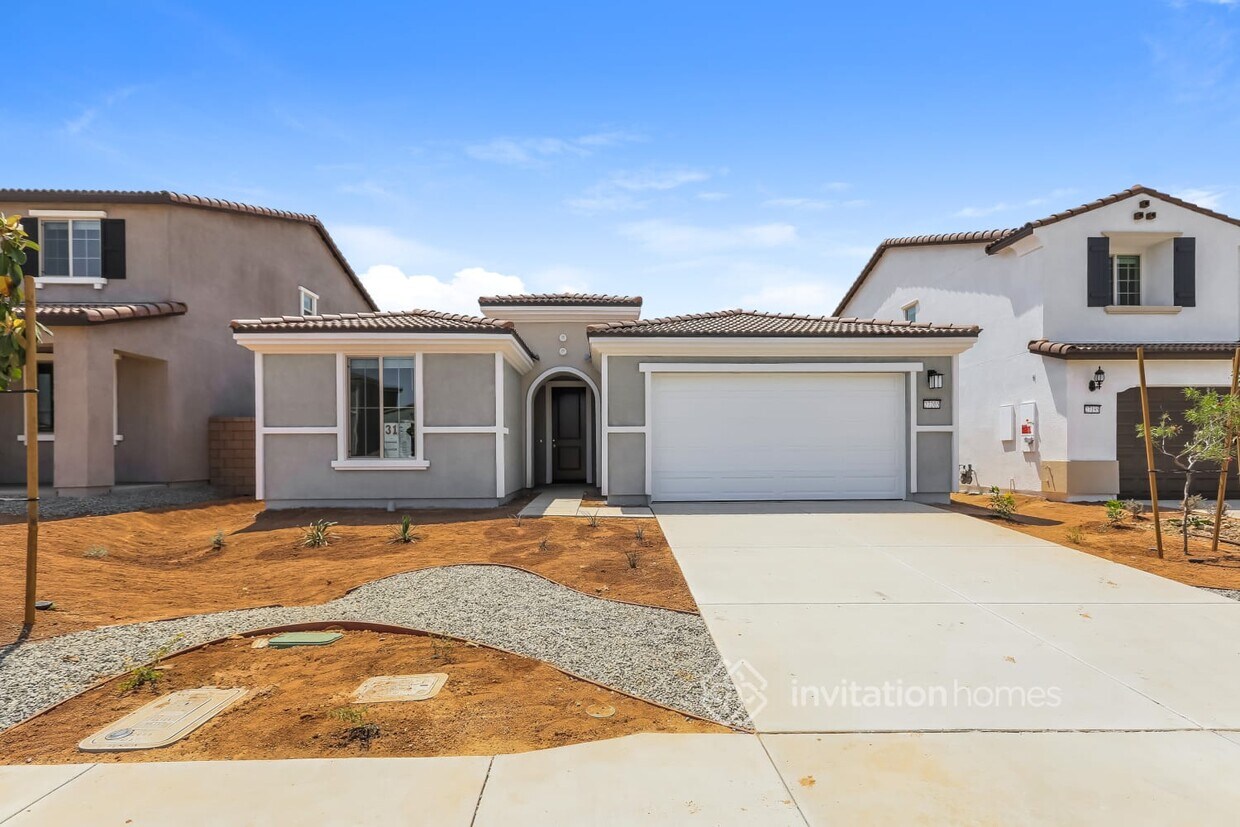 Primary Photo - 27205 Goldstone Dr