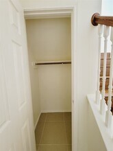 Building Photo - 3807 Brook Garden Ln