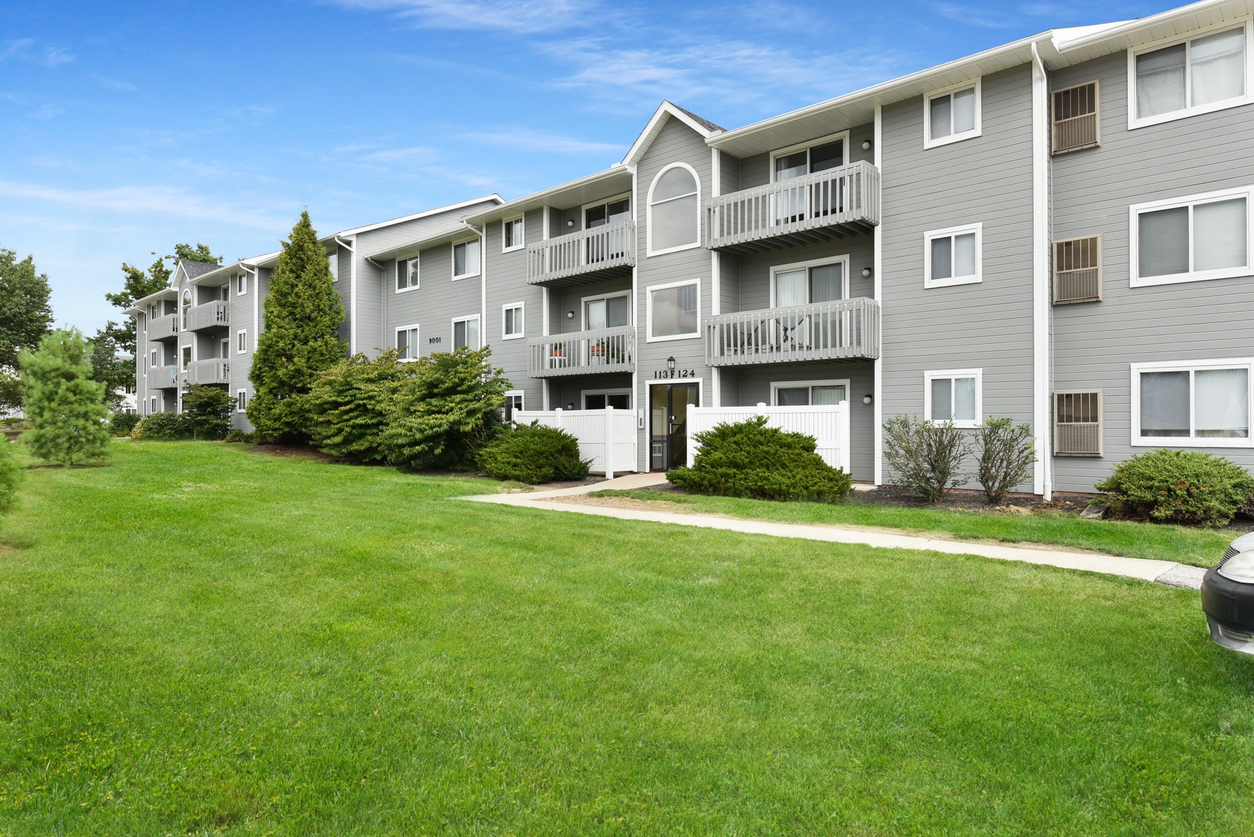 Portage Pointe Apartments – photo 1 of 35