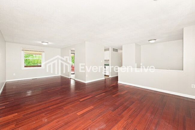 Building Photo - 5490 Corkhill Dr