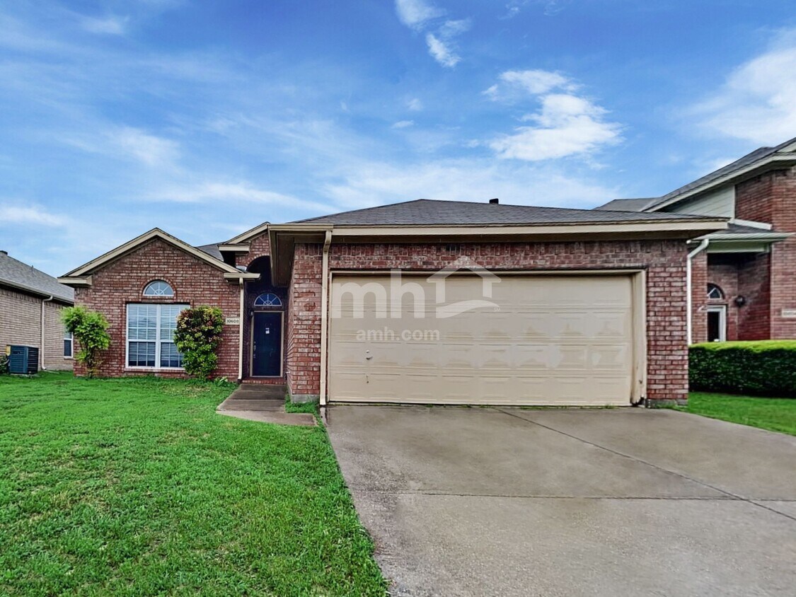 Foto principal - 10608 Cloisters Dr