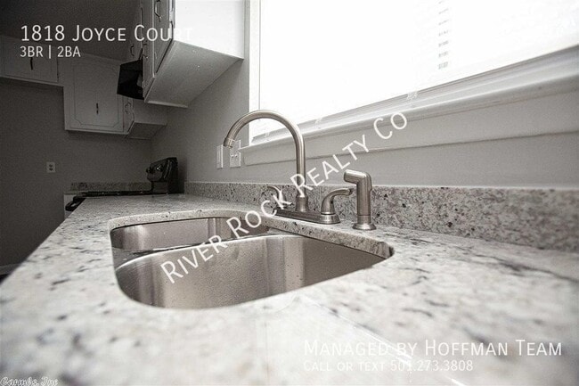 Building Photo - 1818 Joyce Ct