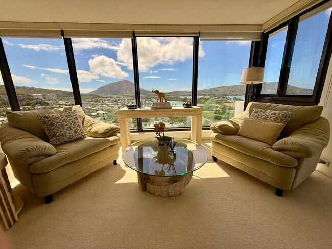 Building Photo - Fully Furnished Condo with the  Best Views and Amenities in Hawaii Kai