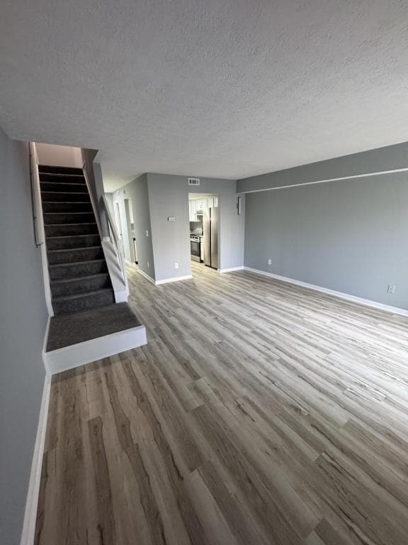 Building Photo - 22 Apple Ln