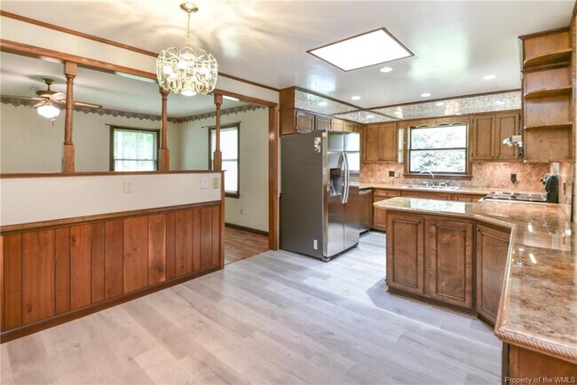 Building Photo - 125 Indian Cir