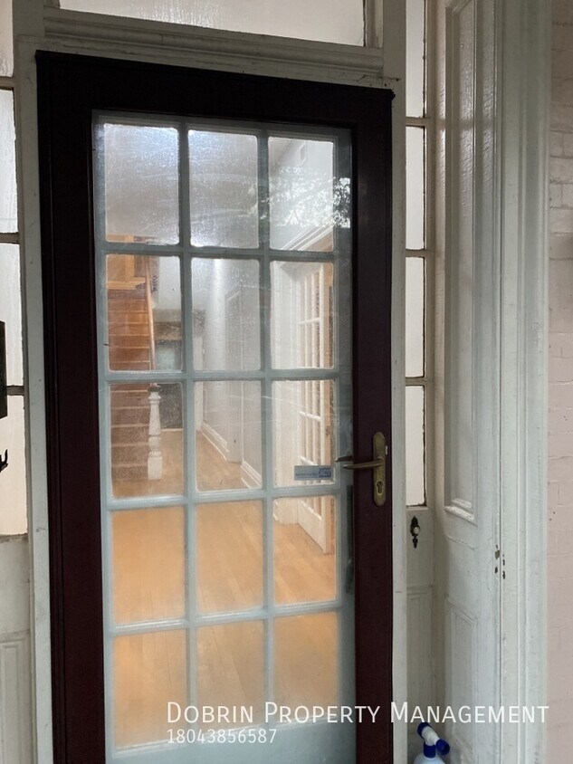 Foto principal - 507 W Marshall St