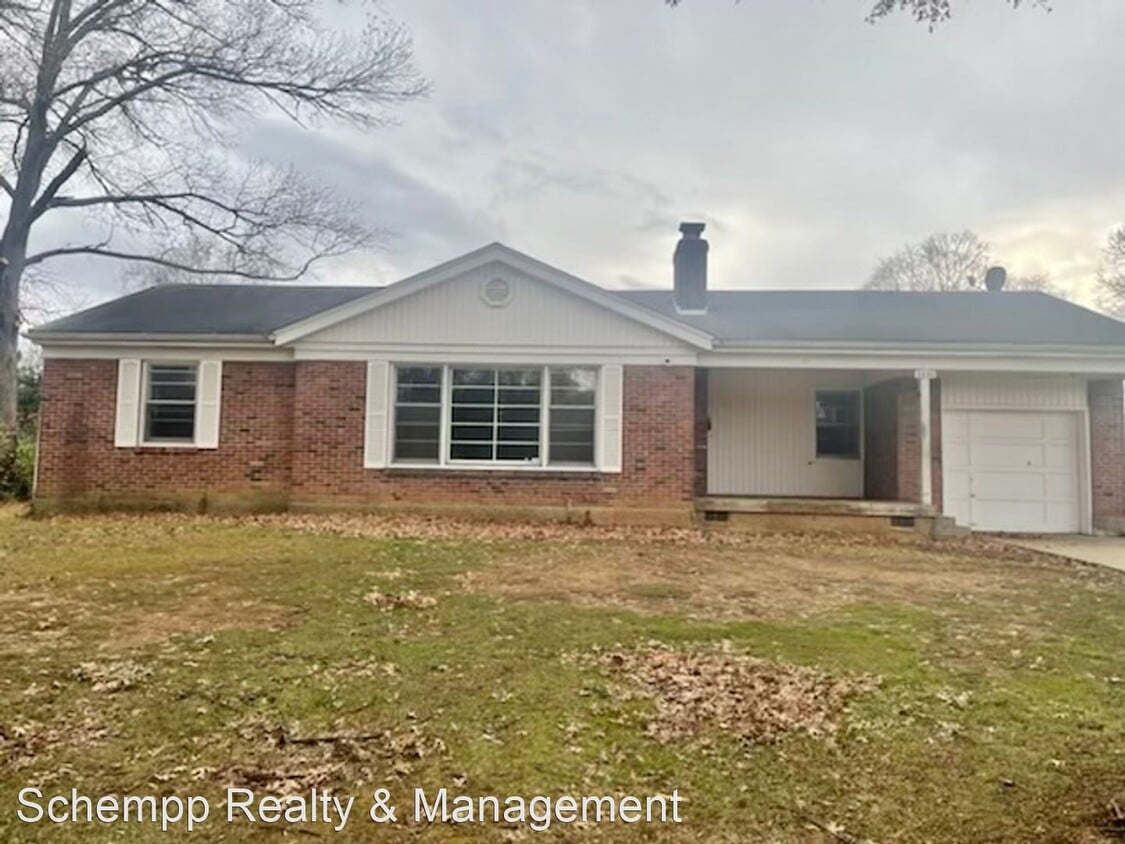 3300 Autumn Way, Louisville, KY 40218 House Rental in Louisville, KY