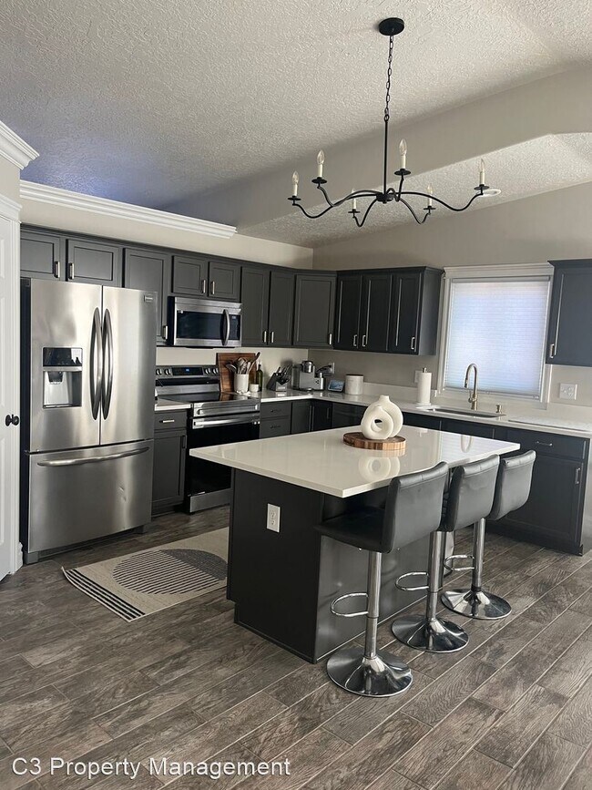 Foto del edificio - 3 br, 2 bath House - 1121 Elgin Ct