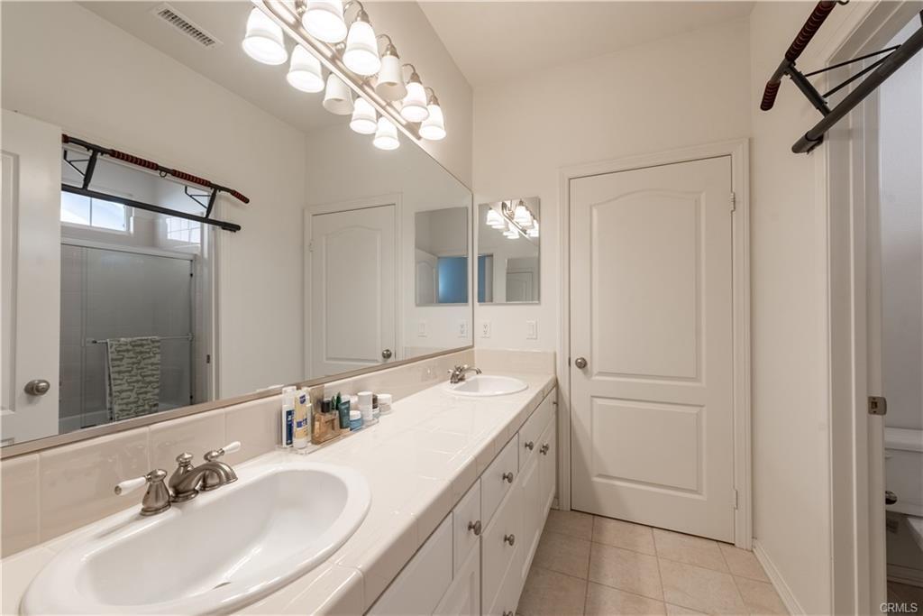 20700 Campania Ln Los Angeles, CA 91326 Alquileres en Los Angeles, CA