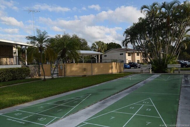 Foto del edificio - 2124 SE Edler Dr