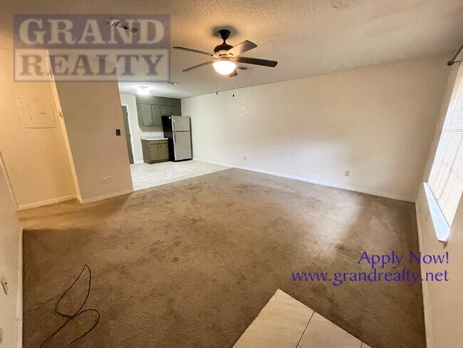 Foto del edificio - 2 Bedroom, 1 Bathroom Rental in Pensacola ...