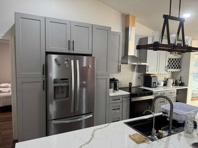 Foto del edificio - 2045 Jan Lan Blvd