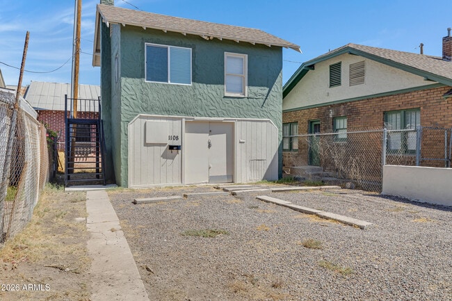 Building Photo - 1108 E Portland St