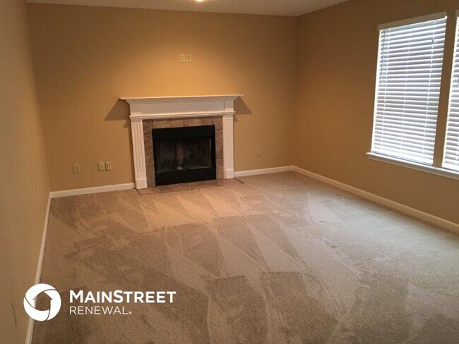 Foto del edificio - 2146 Rosswood Blvd