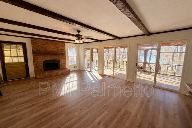 Foto del edificio - 222 Indian Creek Cir