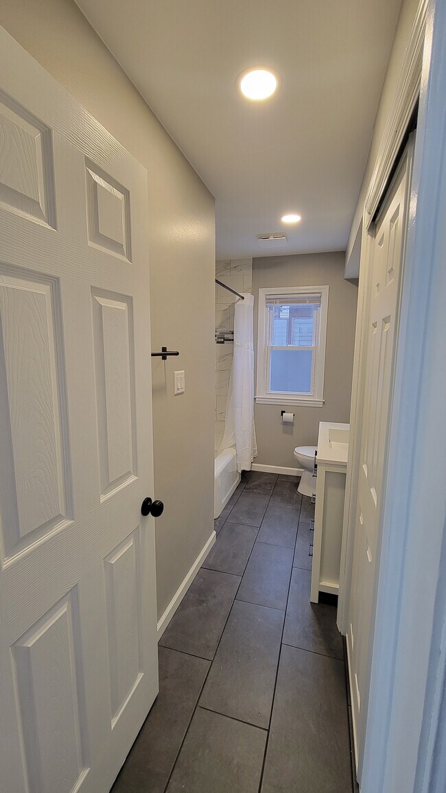 Foto del edificio - 3643 E Van Norman Ave