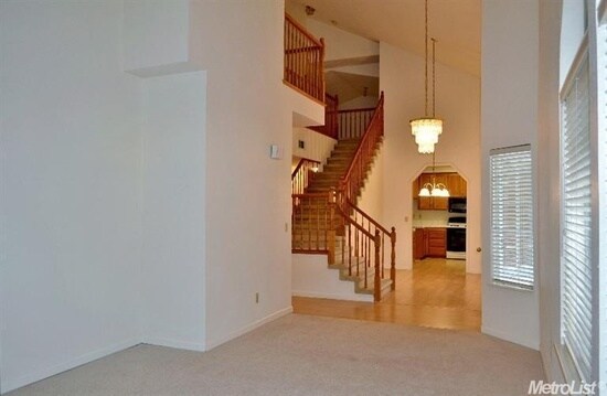 Building Photo - NICE TWO STORY HOME IN GRANITE BAY!