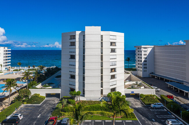 Building Photo - 3560 S Ocean Blvd