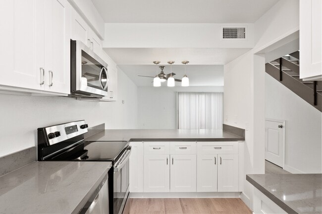 Foto del edificio - 712 S Fernwood St