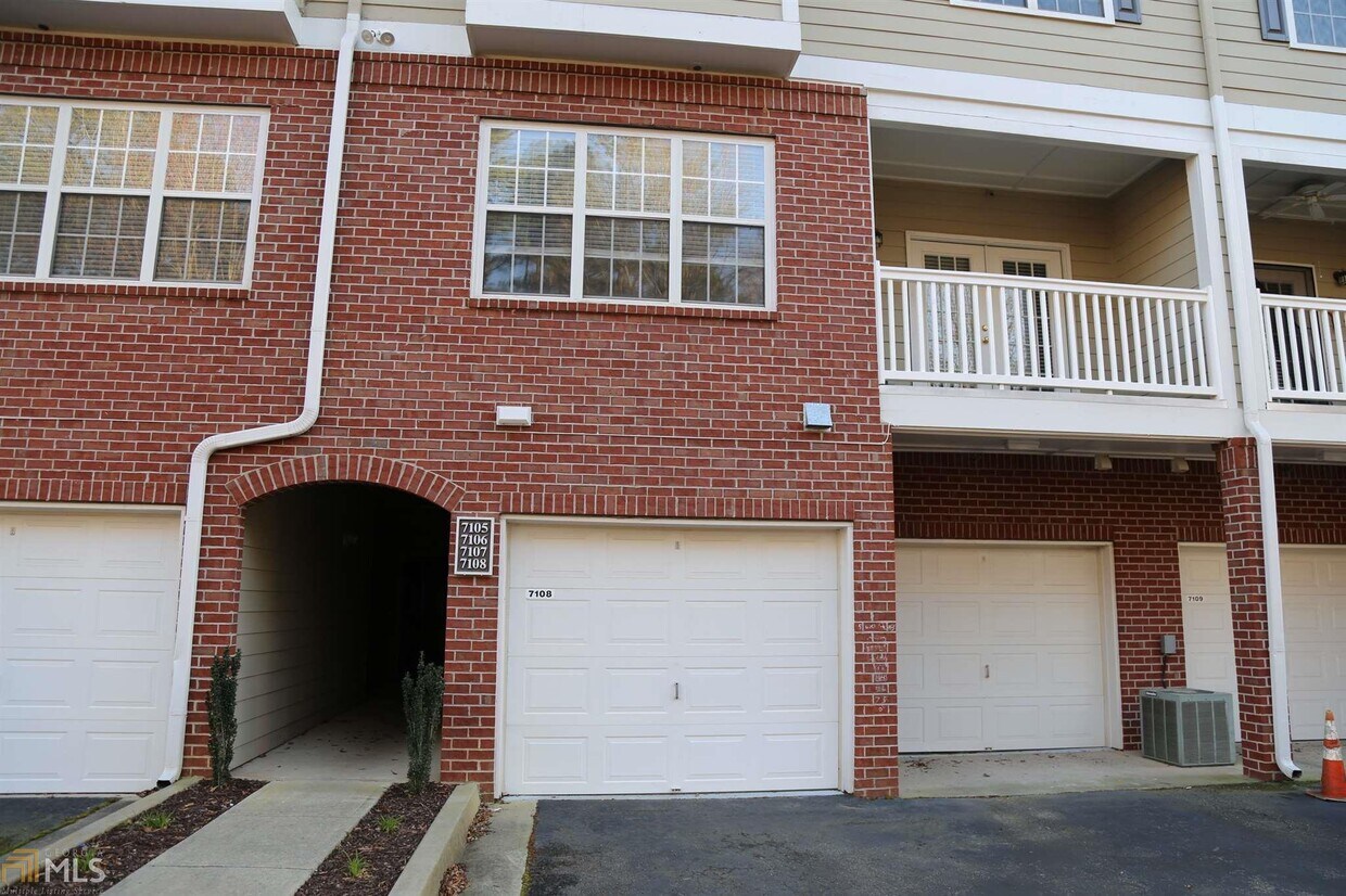 Primary Photo - 7108 Woodland Ln