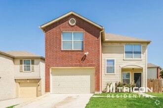 Building Photo - 8015 Palmetto Pl