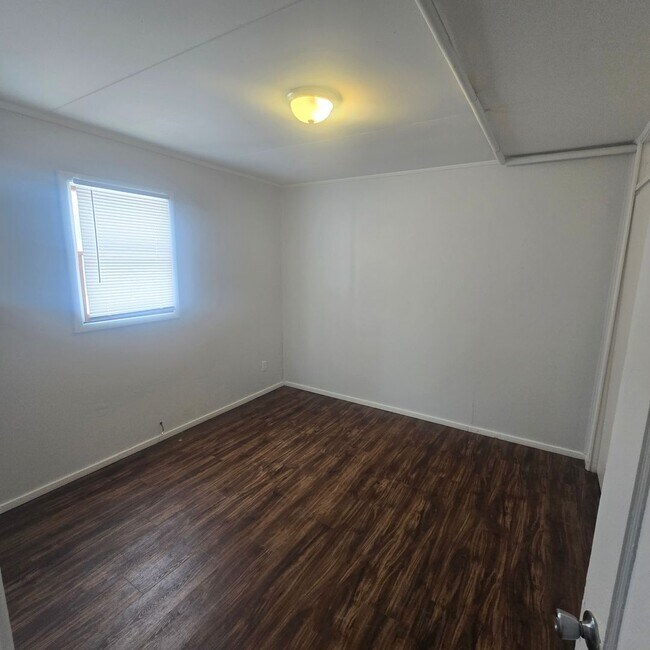 Foto del edificio - 706/708 E Division St.