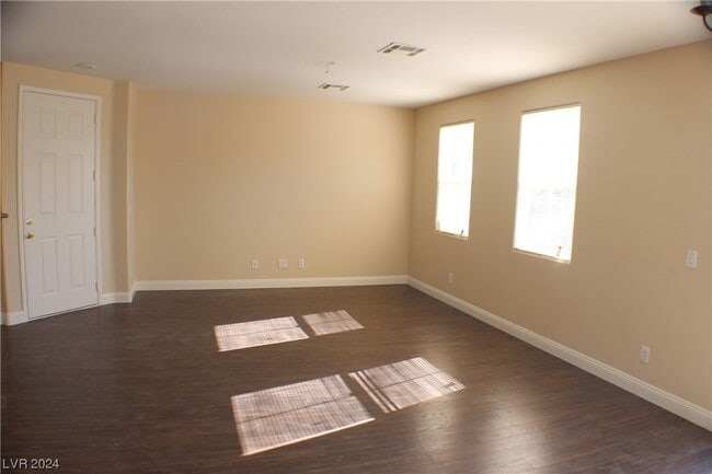 Building Photo - 6250 W Arby Ave