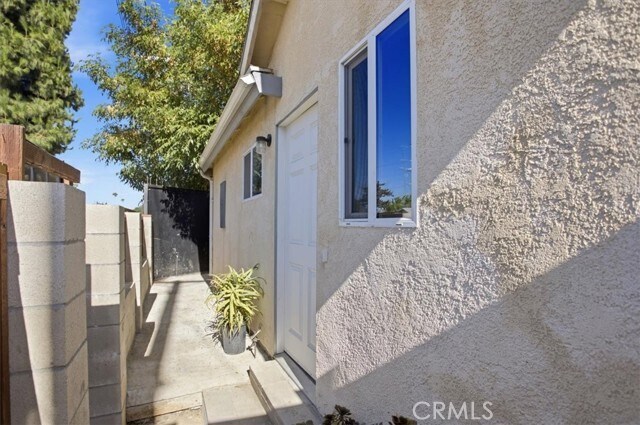 Foto del edificio - 7542 White Oak Ave