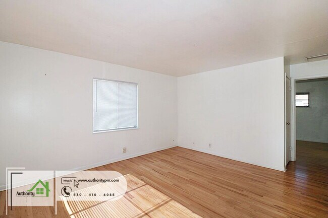 Foto del edificio - 2714 Leland Ave
