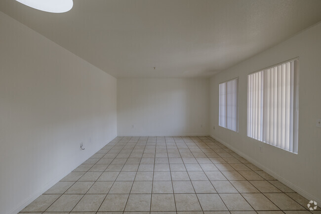 3BR, 2BA - 1,014SF - Living Room - San Bellino