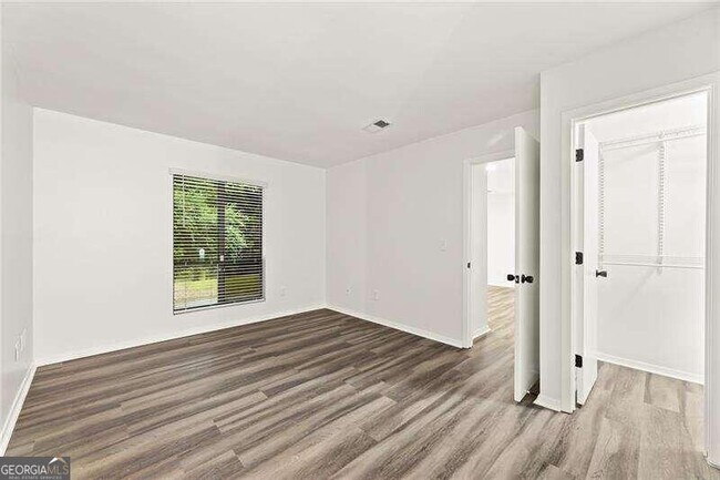 Building Photo - 521 Warm Springs Cir