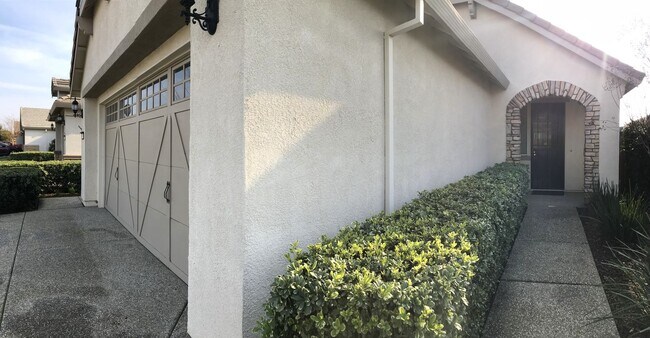 Foto del edificio - 55+ Community Home in Great Condition!