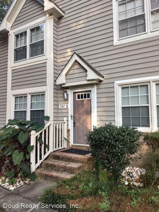 701 New River Ct, Chesapeake, VA 23320 House Rental in Chesapeake, VA