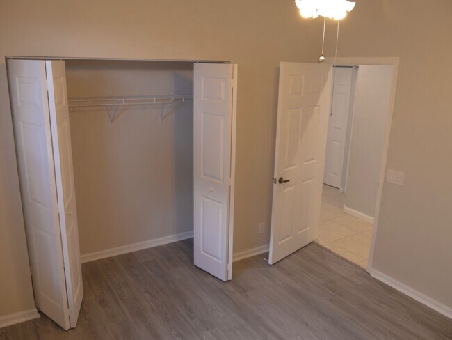 Building Photo - 2288 Quail Roost Dr
