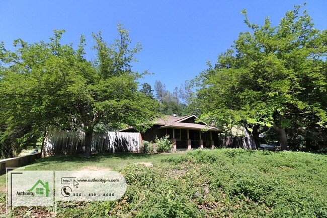 Building Photo - 20124 Old Alturas Rd