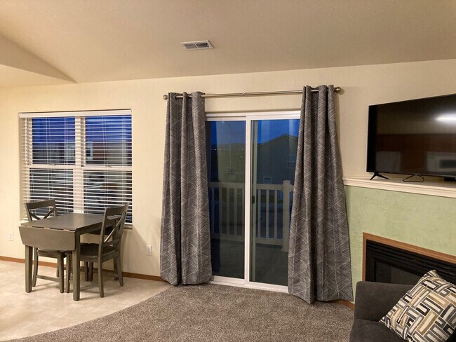 Foto del edificio - 6005G Chapel Hill Blvd