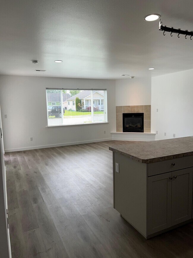 Foto del edificio - 210 Noble St