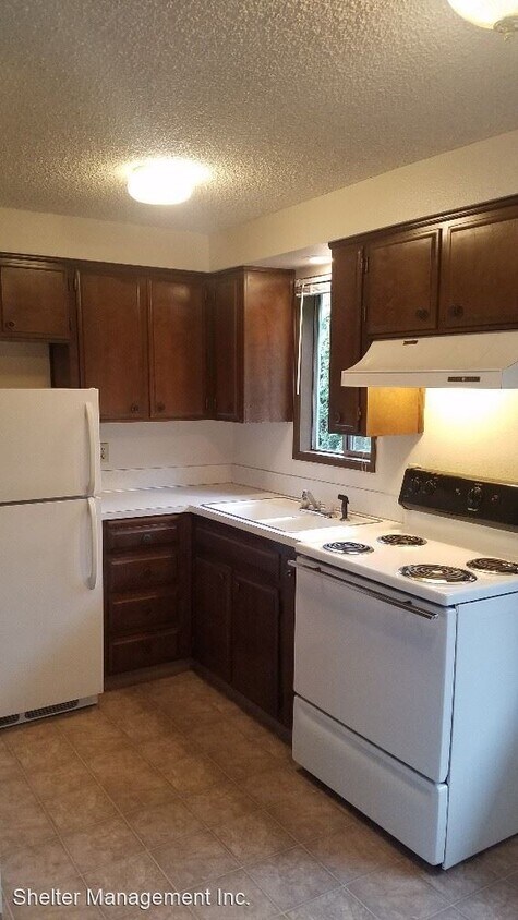 Primary Photo - 4553-4579 Lancaster Dr NE