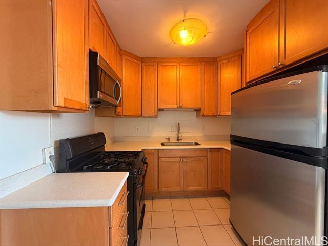 Building Photo - 2050 Nuuanu Ave