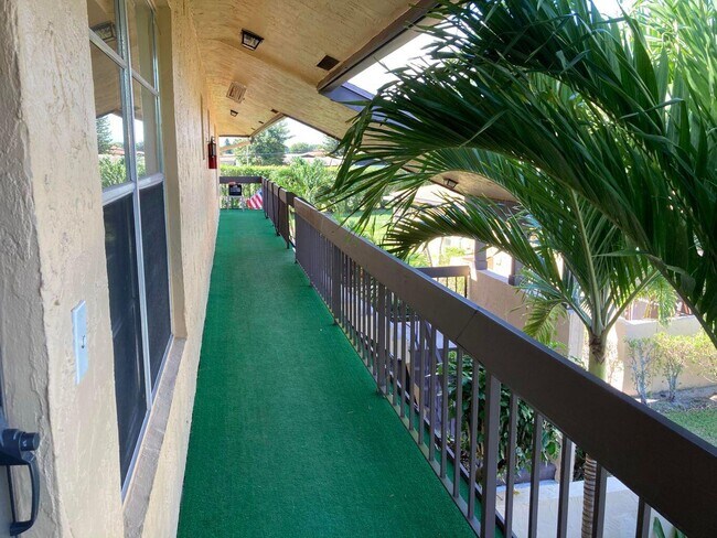 Building Photo - 13777 Via Aurora