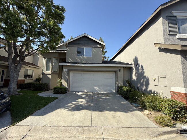 Building Photo - 748 North Siavohn Drive