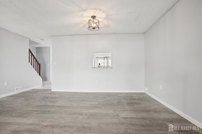 Foto del edificio - 204 Hampshire Ct
