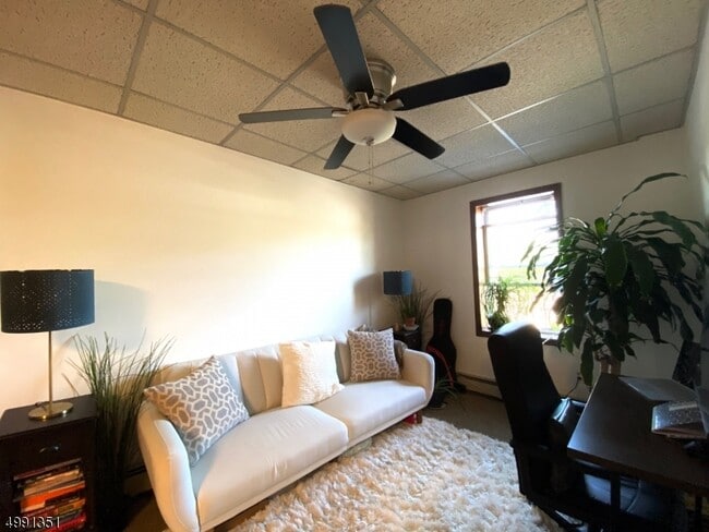 Building Photo - 17 Waverly Pl