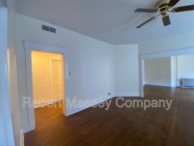 Building Photo - 2014 Cherokee Pkwy