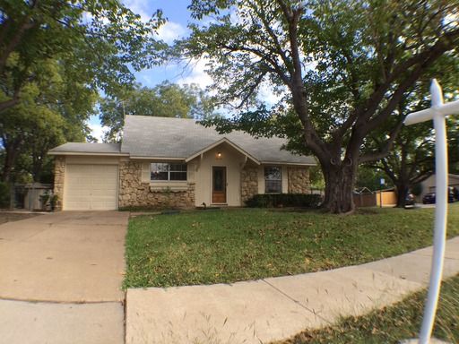 Foto principal - 7837 Emerald Hills Way