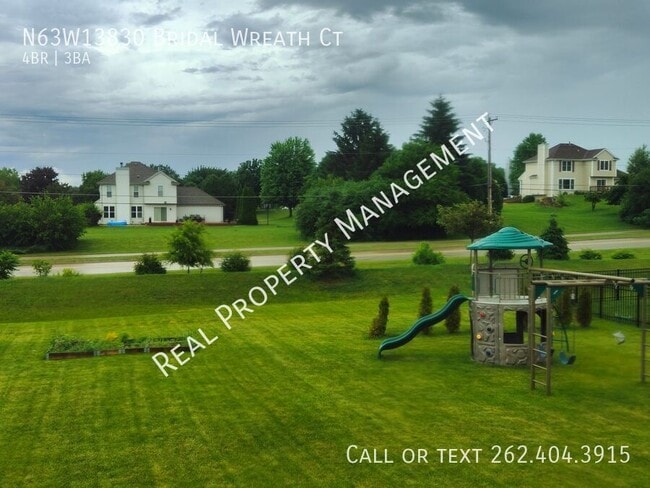 Building Photo - N63W13830 Bridal Wreath Ct