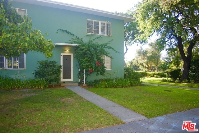 Foto principal - 5401 Village Green