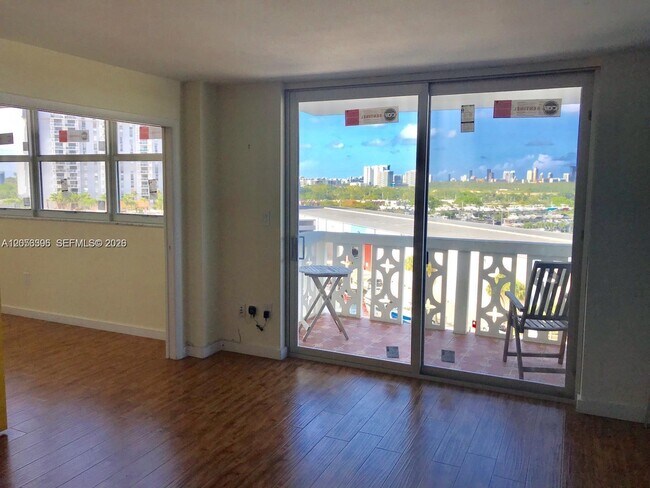 Foto del edificio - 13155 Ixora Ct
