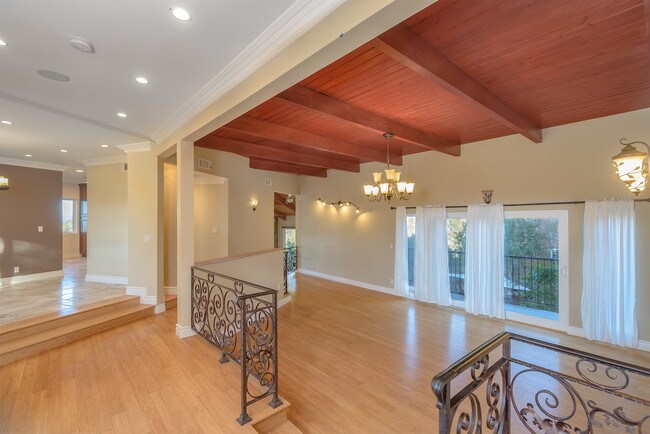 Building Photo - 3548 Poppy Dr